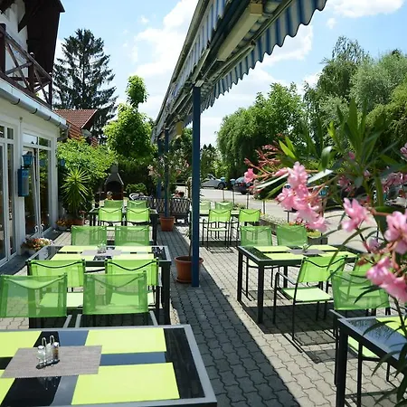 Hotel Thermal Panzio Igal