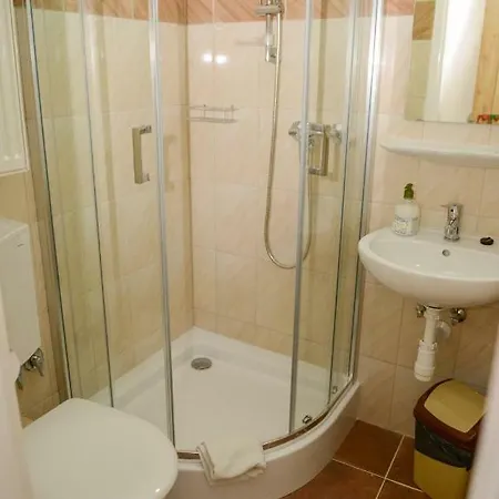 Hotel Thermal Panzio Igal Igal